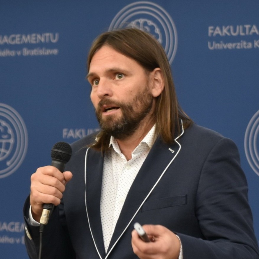 Daniel Buchta 